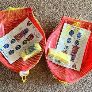 Two Orange and Yellow Snow, Sand Slider